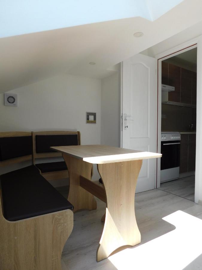 Tina Apartman Prnjavor Esterno foto