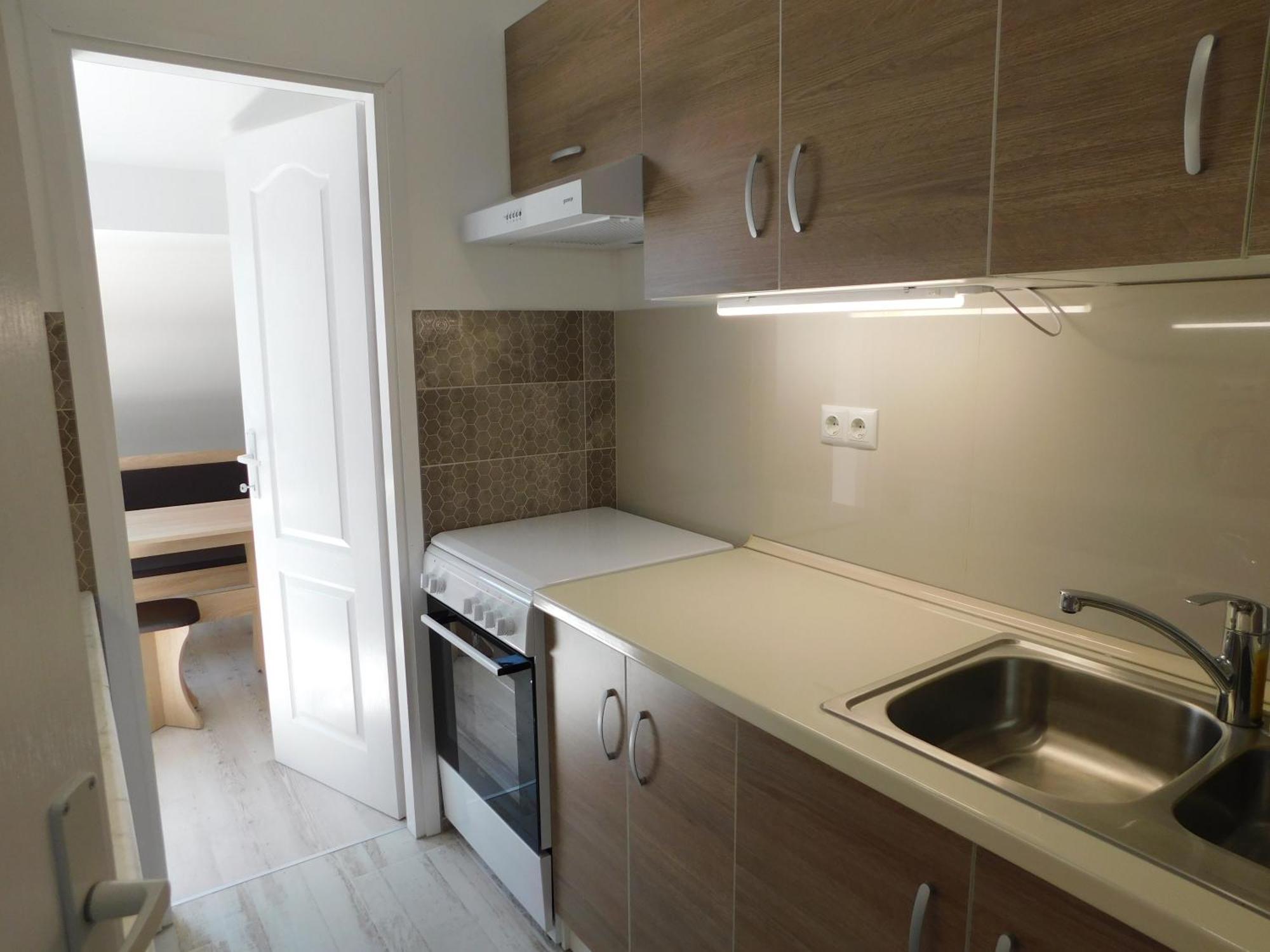 Tina Apartman Prnjavor Esterno foto